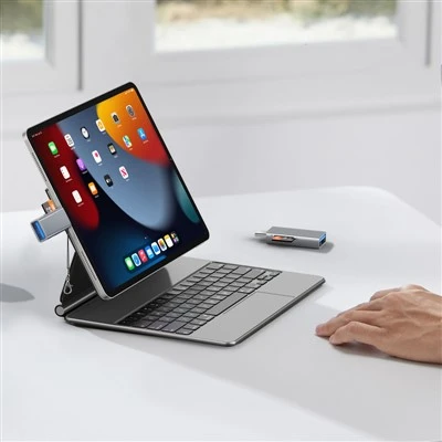 Lítill USB-C OTG MicroSD kortalesari